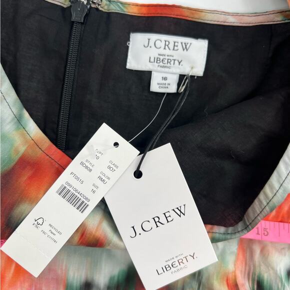 NWT J. Crew Squareneck Top in Liberty
Hazy Days Floral puff sleeve sz 16 - Picture 7 of 9